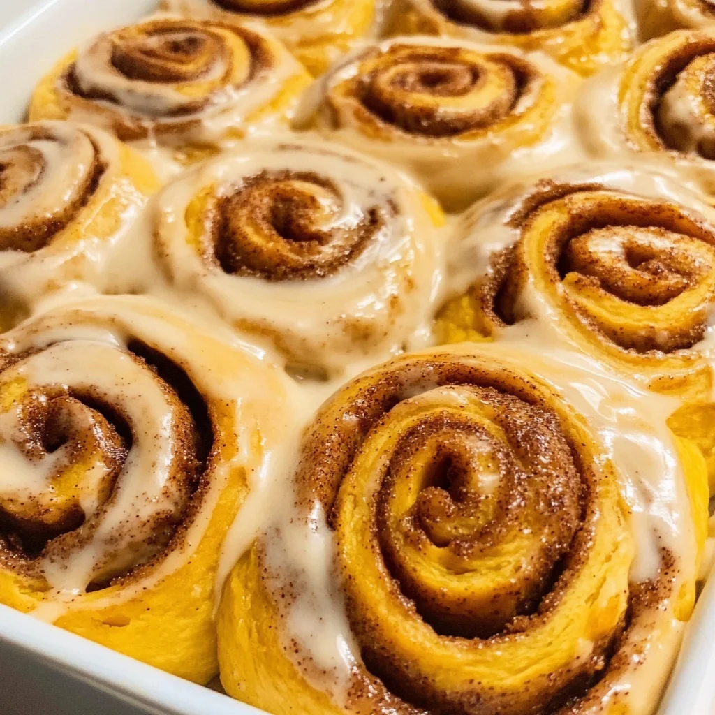 Pumpkin Cinnamon Rolls